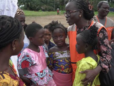 Parvin and children 