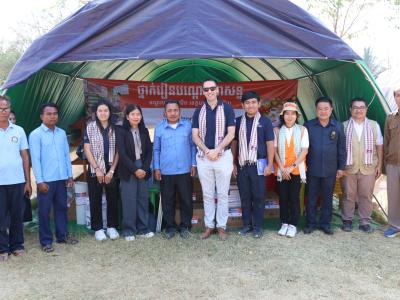 The British Ambassador to Cambodia visited displacement sites today where World Vision is supporting affected communities, underscoring the UK’s continued commitment to ensuring children’s education and wellbeing in temporary shelters.