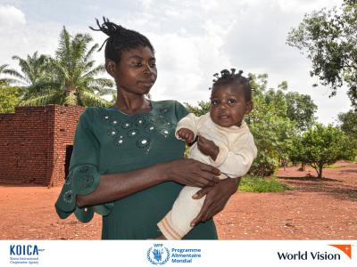 Aminata and her daughter