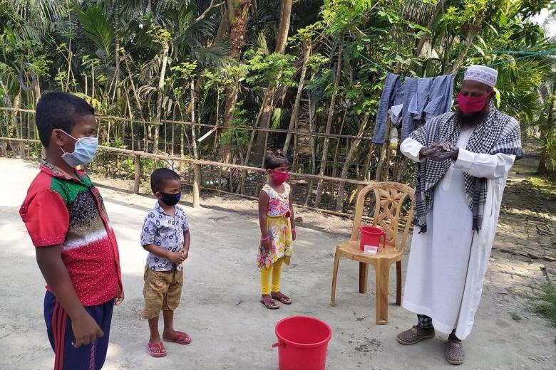 Channels of Hope, Iman teaches kids how to wash hands in bangladesh to protect themselves from COVID-19