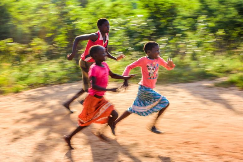 children running