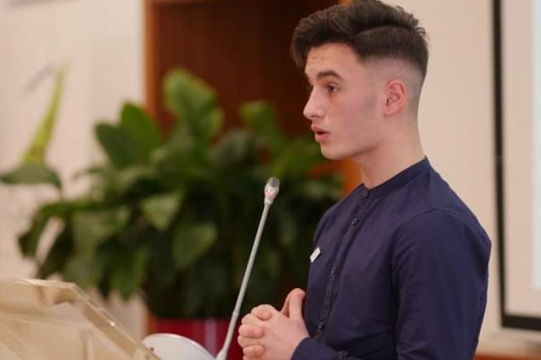 Igli, the youth voice in the “Governance for change” event