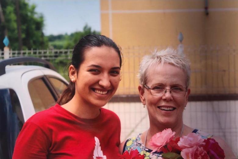 Ionela and her friend Paula from USA