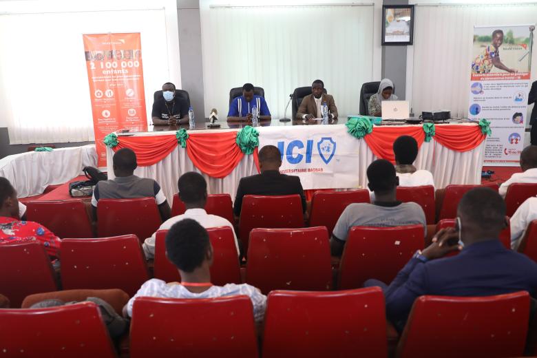 Participants a la conference avec la JCI