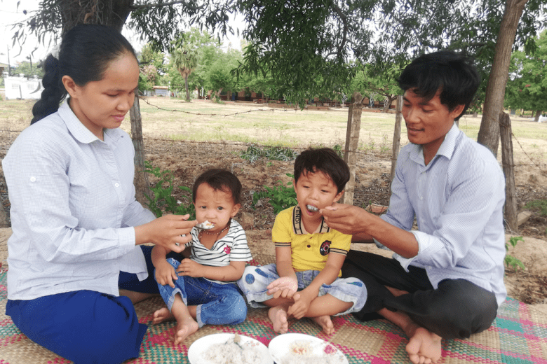 A working mother determined to breastfeed for the good health of her kids
