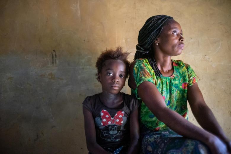 Girls in Niger