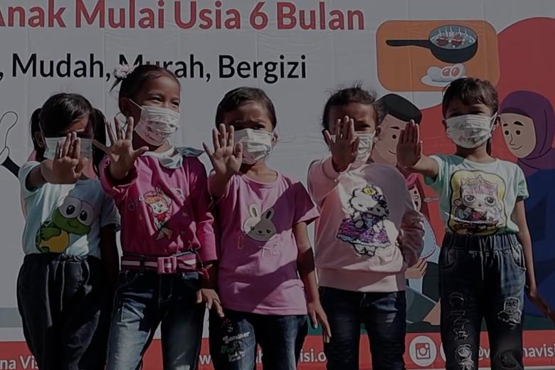 Children take part in Wahana Visi Indonesia's Eggciting project