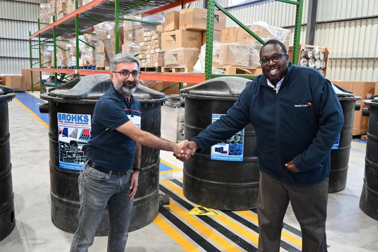 HANDSHAKE AT DONATION