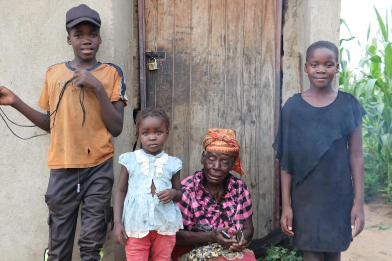 Keresia Kambuzi and 3 of her grandchildren
