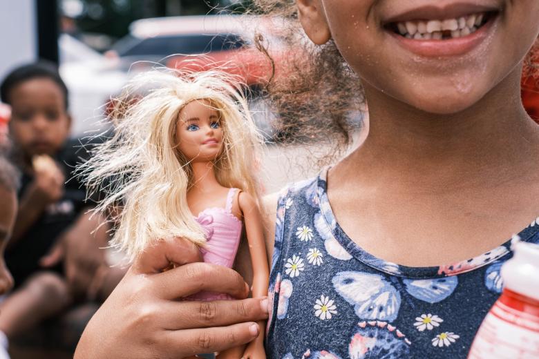 Amber is one of the thousands of girls currently crossing through Central America in search of better days.