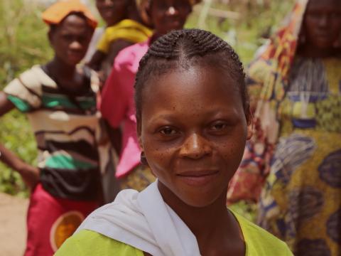 Mphutu Makebu, 22, is a mother of three children and one of the beneficiaries. She says “I feel relieved to receive this food. My children will have something to eat. I wish this could go on until we start harvesting our own food.”