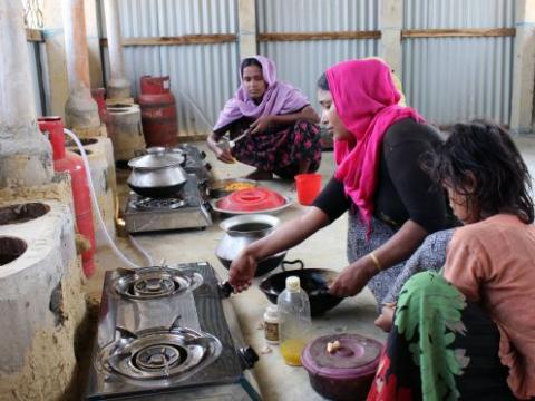 Community kitchens help free children from firewood collecting