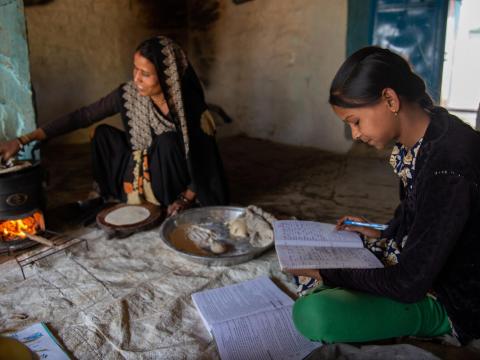 Clean stoves in India protect health of people and the environment