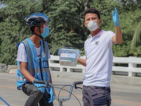 Edren launched the Go Bike Project with his friends in the Philippines.