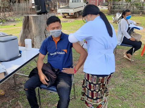 Lao staff getting vaccinated