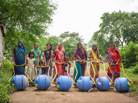 These water wheels are helping children in India get into school on time.
