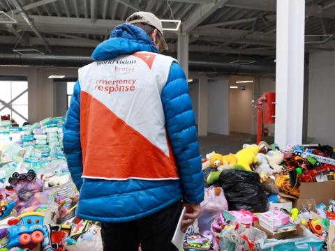 Julian Srodecki looks at donations for Ukraine's refugee children