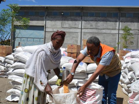 World Vision provides food assistance to conflict-affected people