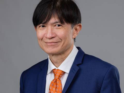 Dr. Boonchai Hongcharu Headshot