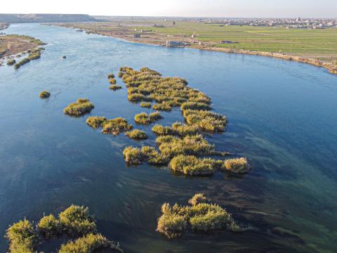 Euphrates rives which passes through Syria. 