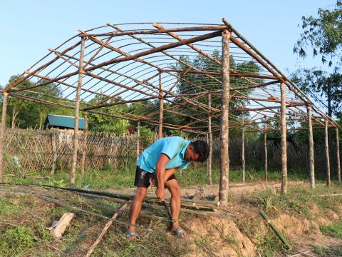 Aumdia is building his greeenhouse