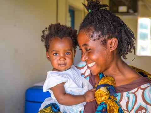 Londiwe Banda, age 30 and her 13-month-old Irene