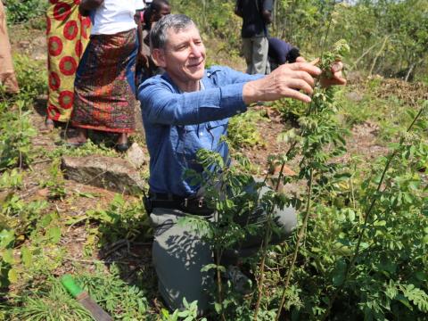 Tony Rinaudo FMNR East Africa children