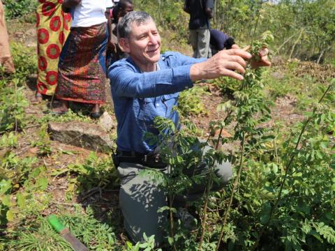 Tony Rinaudo FMNR East Africa children 