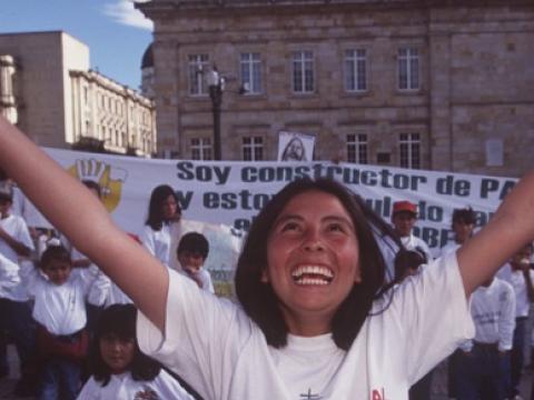 Mayerly Sanchez leading fellow you in search for Peace in Colombia in the 1990s