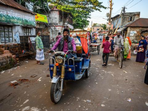 Urban Tongi AP with Edgar