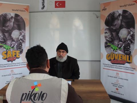 Youssef with Pikolo team, World Vision Syria Response Partner–  Pikolo