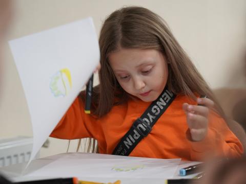 Ukrainian children spend another Christmas  under the wail of air raid sirens