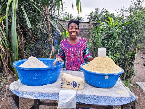 Adele selling cassava flour
