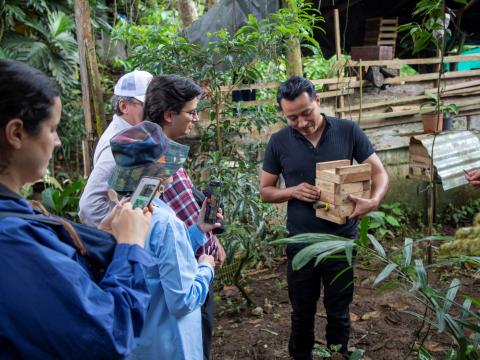 Jefferson shares how honey is carefully and sustainably harvested, using traditional techniques passed down through generations in Ecuador.