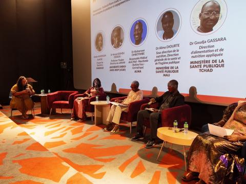 𝐃𝐞𝐬 𝐎𝐍𝐆 𝐬𝐞 𝐦𝐨𝐛𝐢𝐥𝐢𝐬𝐞𝐧𝐭 𝐜𝐨𝐧𝐭𝐫𝐞 𝐥𝐚 𝐫𝐮𝐩𝐭𝐮𝐫𝐞 𝐝'𝐚𝐥𝐢𝐦𝐞𝐧𝐭𝐬 𝐭𝐡𝐞́𝐫𝐚𝐩𝐞𝐮𝐭𝐢𝐪𝐮𝐞𝐬 𝐞𝐧 𝐀𝐟𝐫𝐢𝐪𝐮𝐞 𝐝𝐞 𝐥'𝐨𝐮𝐞𝐬𝐭 𝐞𝐭 𝐝𝐮 𝐜𝐞𝐧𝐭𝐫𝐞