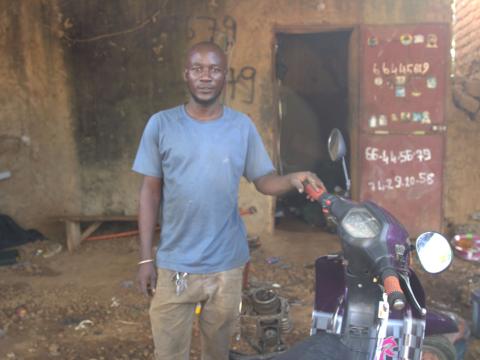 Today, Adama is a fulfilled man. He has profoundly changed the course of his life. 