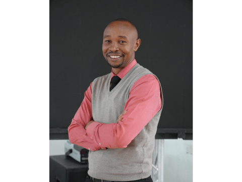 Barzil Mwakulomba EARO