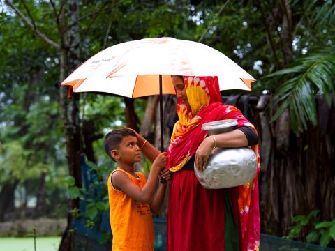 Doly Akter and Her Son Face Bangladesh’s Water Crisis