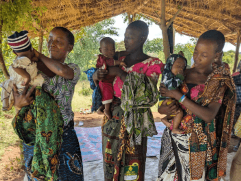 ReactsIn Care Group Mothers and Babies
