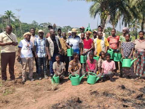 Minister delegation visits the GAINS project participants