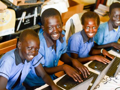 Photo: South Sudanese children on computers