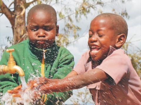 World Vision Zimbabwe Annual Report 2017 World Vision Zimbabwe Annual Report 2017