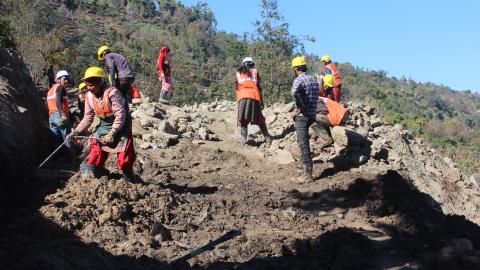 Construction of retention walls to mitigate landslide risks 