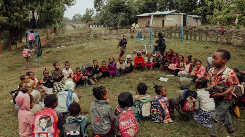 Children playing_Hula Sponsorship