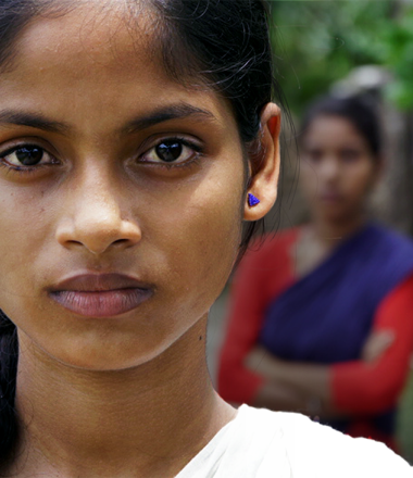 1000 Girls young girl from Asia looking at the camera