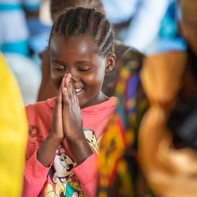 Girl praying