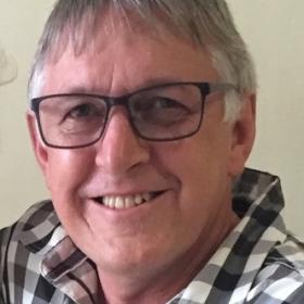 Colin Dyer - profile