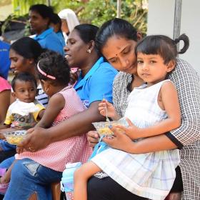 Mothers feeding