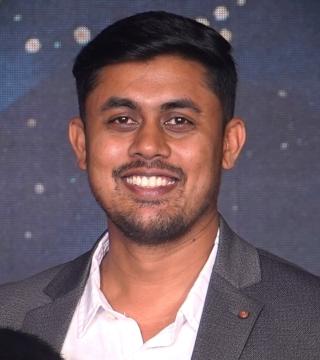 Alex Pandian Headshot
